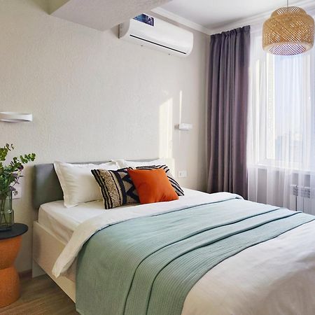 Modern Apartment In Golden Square Almaty Exterior photo