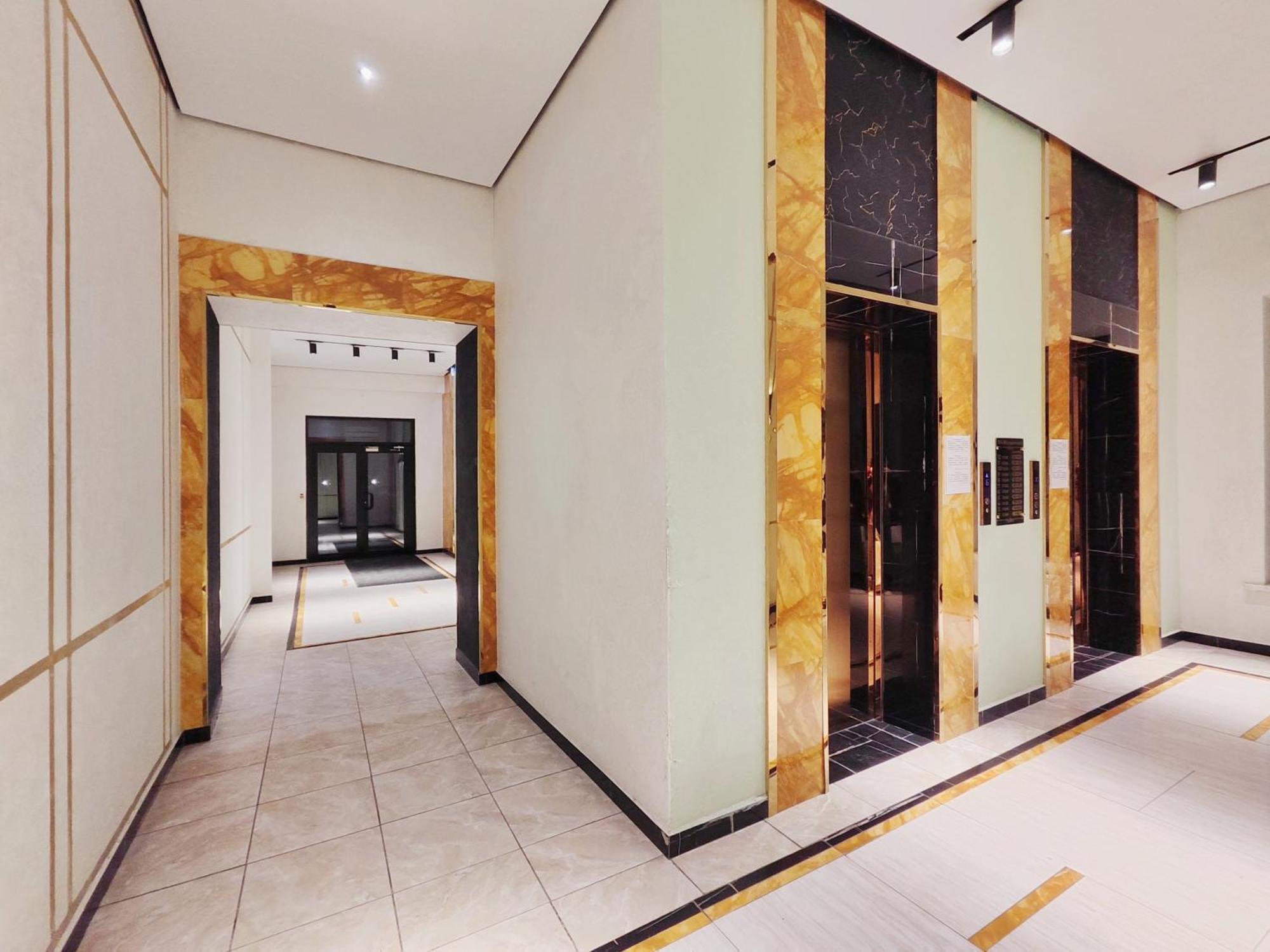Modern Apartment In Golden Square Almaty Exterior photo